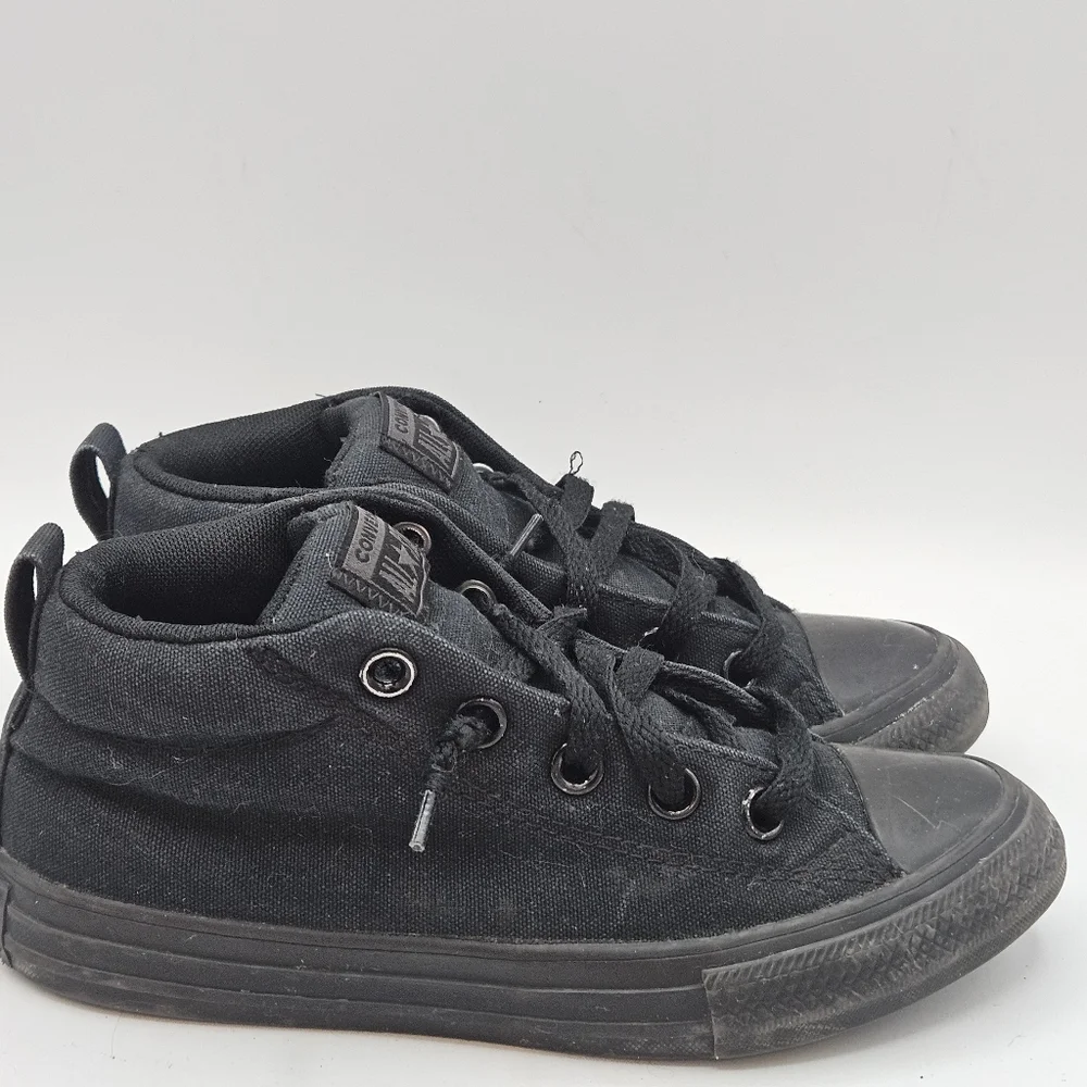 Converse chuck taylor allstar skater sneakers size 1.5